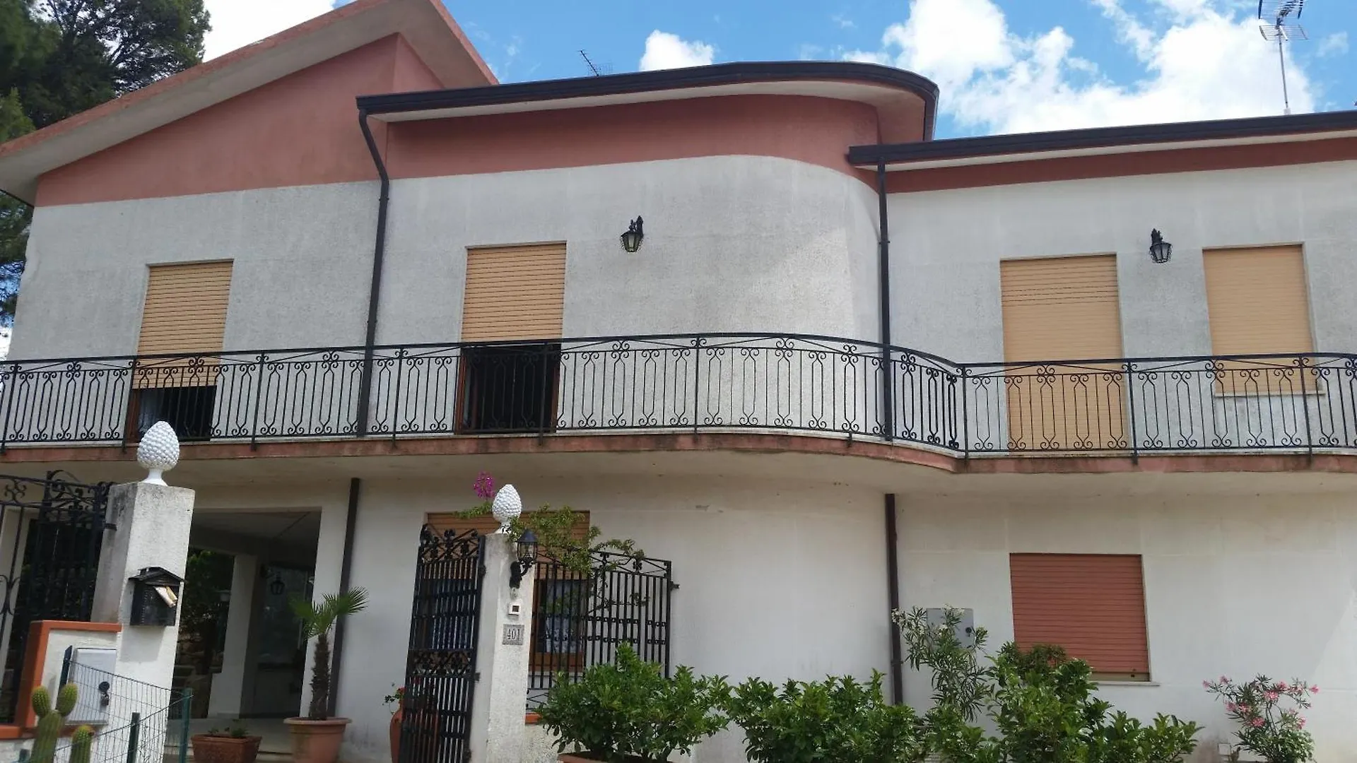 Villa Sofia San Ciro 401 Ulmi 0*,  Italy